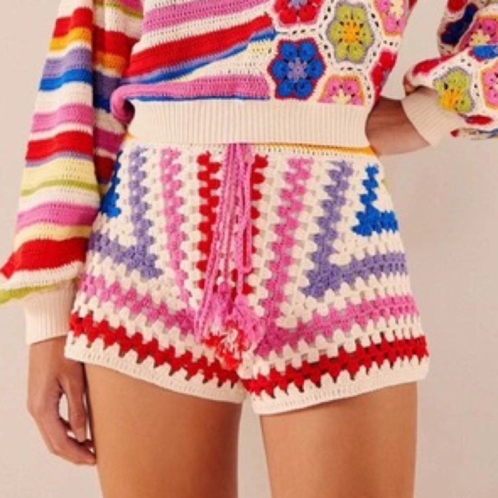 NWT FARM Rio Women's small Rainbow Crochet Squares Shorts high rise new